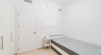 Furnished 2 Bed, Pool and Park View, Rented