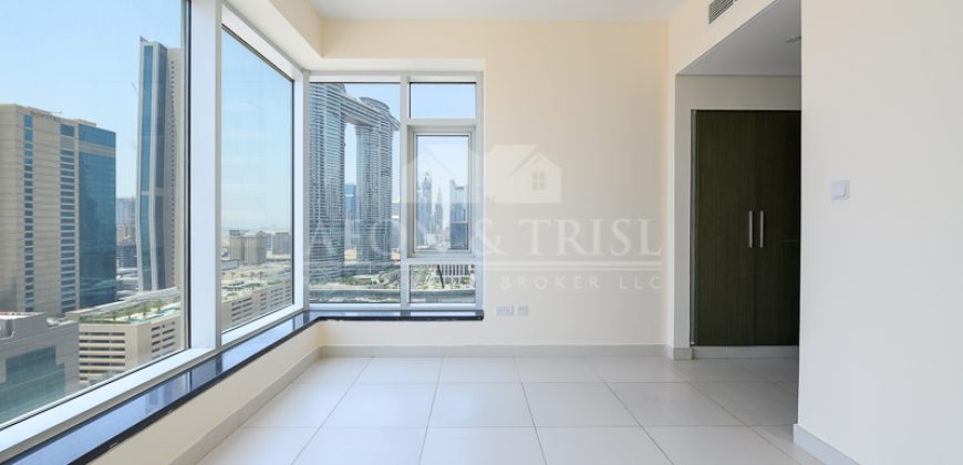 1BR Bright Spacious | Lofts West | Rented