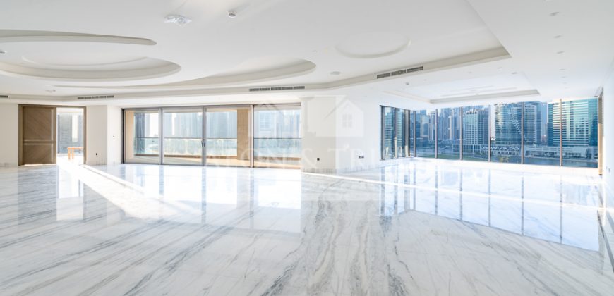 Luxury | Penthouse | Fully Water Burj Khalifa View