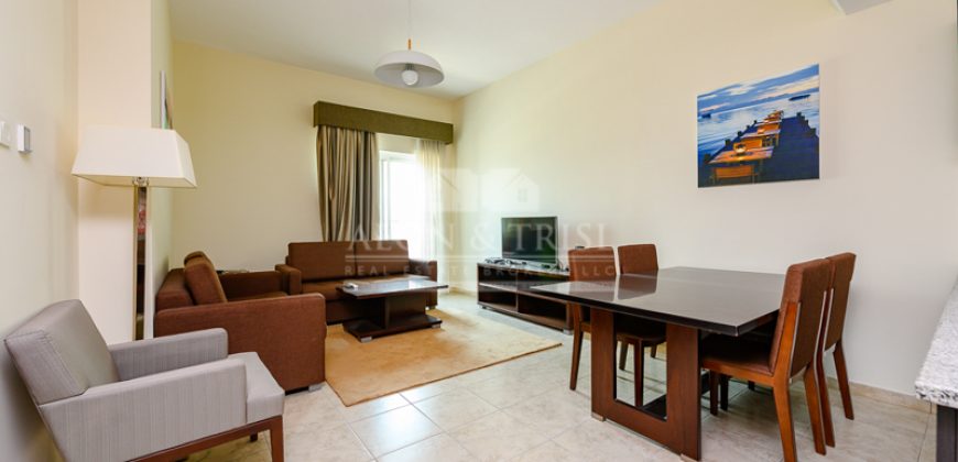 Spacious Well-kept 1BR | Full Furnished |Pool View