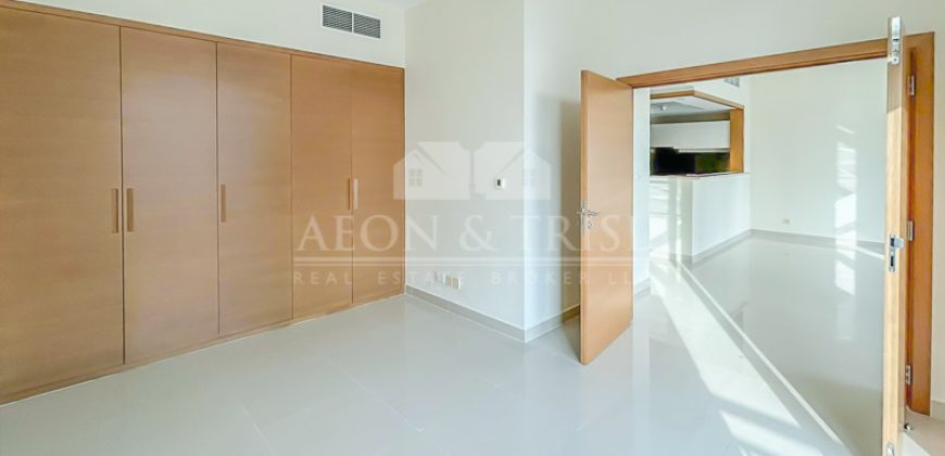 Vacant | 1 Bedroom + Study | Spacious and Bright