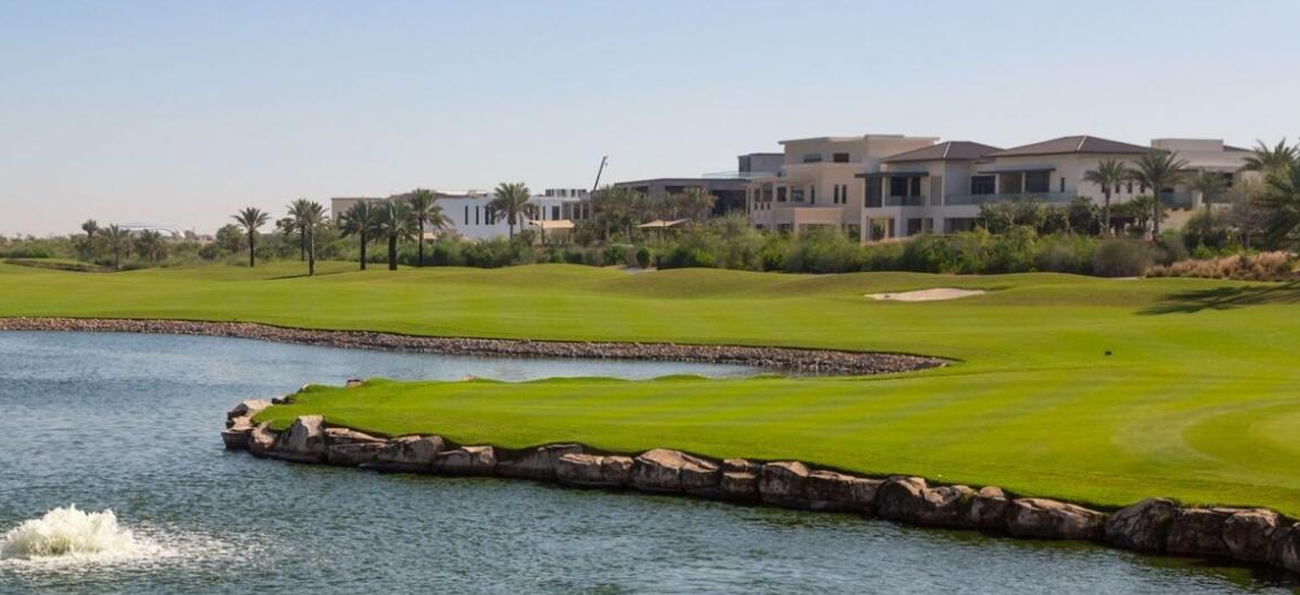 Navigating DHE (Dubai Hills Estate): Choosing the Right Real Estate Agency for You