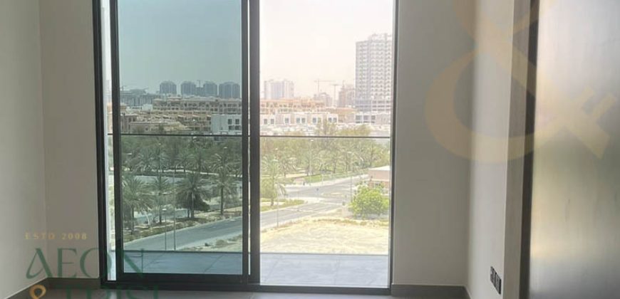 Investment opportunity| Luxury | Pool View