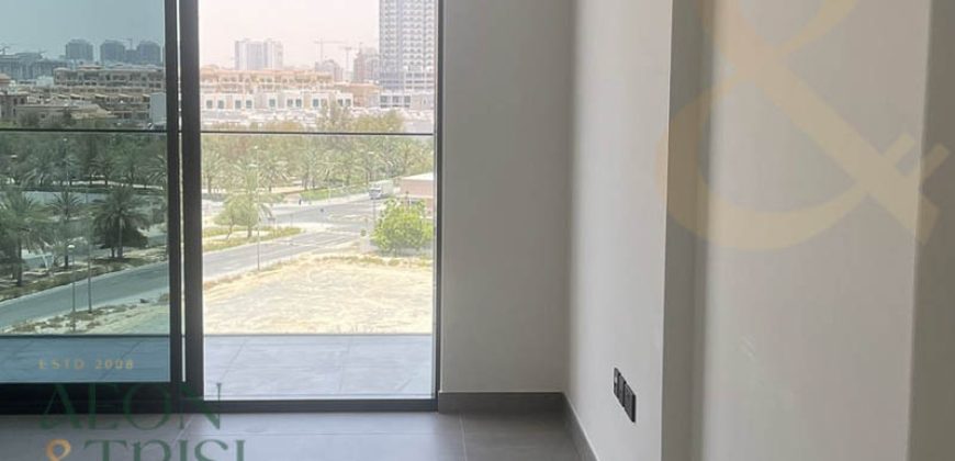 Investment opportunity| Luxury | Pool View