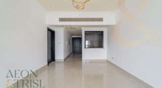 Spacious 1 BR | Pool View | Well Maintained