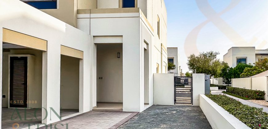 Naseem Townhouse | 4 Bedroom + Maid | Vacant