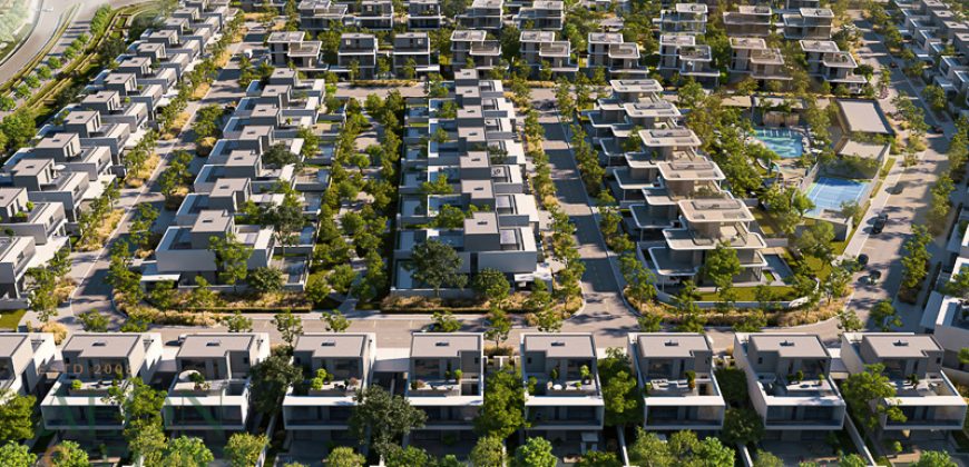 Corner Villa | Great Location | Large Plot