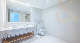 Palm View Spacious | Large Balcony | Beach Access