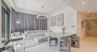 Corner Unit | Fully Furnished | Vacant on Transfer Corner Unit | Fully Furnished | Vacant on Transfer