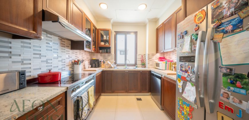 Exclusive I 4 BR plus maids room I Corner Unit