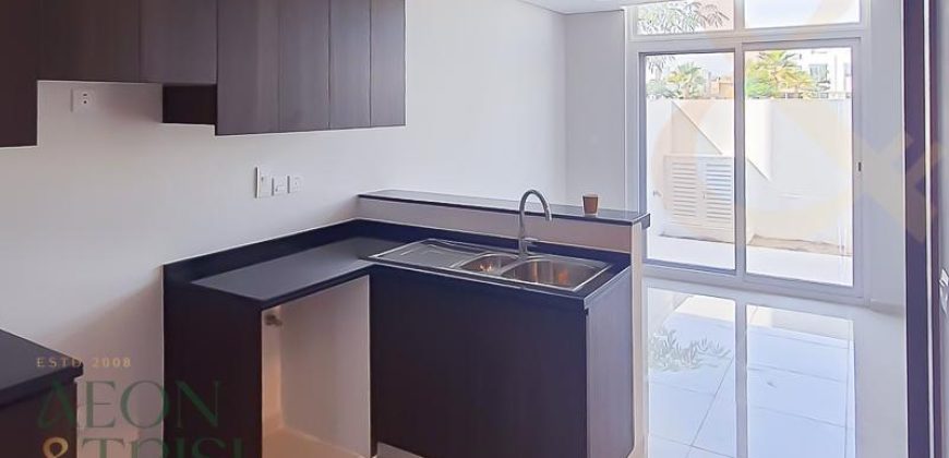 Single Row | Pool and Park View | Vacant