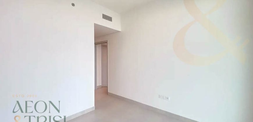 Vacant | Creek View | Brand New | Large Layout