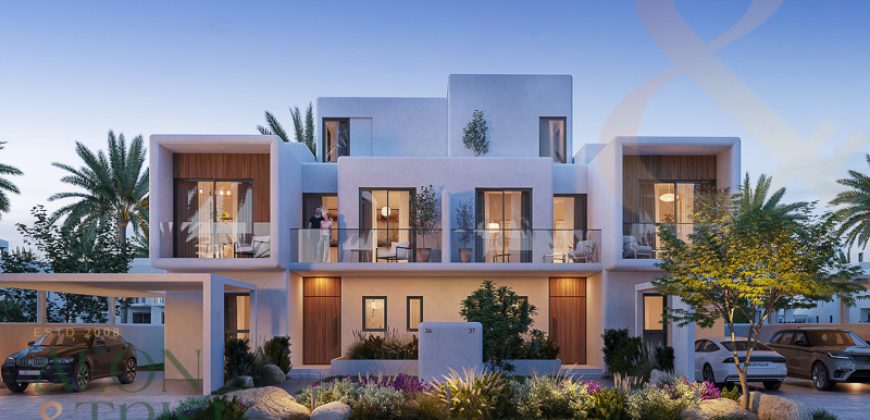 Waterfront Villa | Prime Location | Geniune Resale