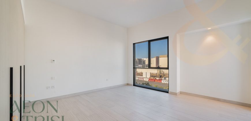 Close to Park | Huge Layout | 4 Bedroom Townhouse