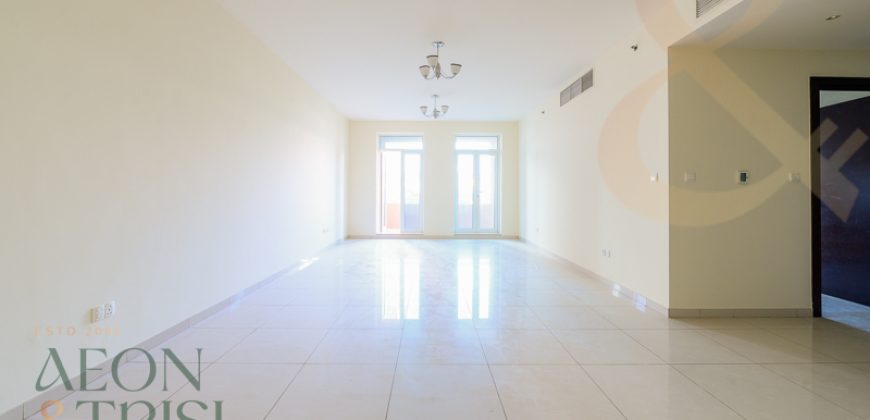 Beautiful Upgraded 3BR on Ground Floor with Garden