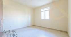 Beautiful Upgraded 3BR on Ground Floor with Garden