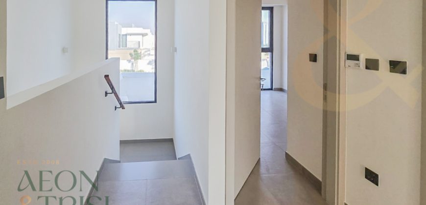 Near Facilities | Single Row | Prime Location