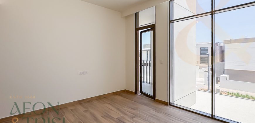 Central Spot | Large Type A | Immaculate Condition