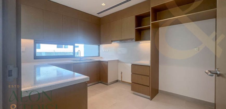 Brand New | 4 Bedroom + Maid | Bring Offer