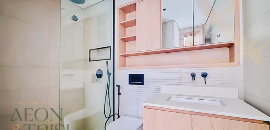 Spacious 1 Bedroom | Elegant Living | Pool View