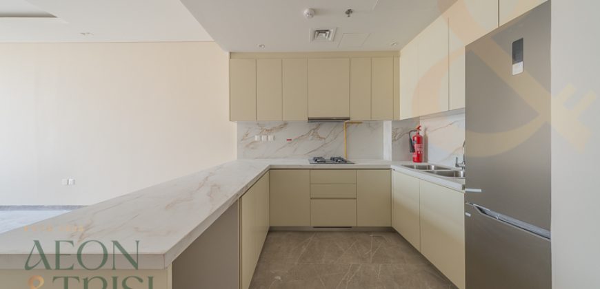 High Floor | 2 Bed plus Maid 3 Bath Apartment