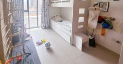 Rare 2 Bed Corner Unit | Great View and Space