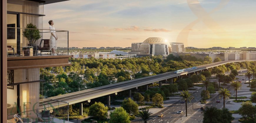 Bright and Spacious | Pool Views | Excellent Spot