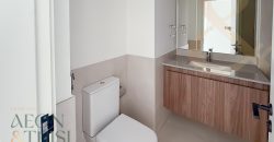 Single Row | Vacant | 3 BR + Maid | Genuine Resale