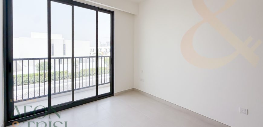 Single Row | Vacant | 3 BR + Maid | Genuine Resale
