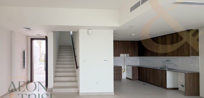 Single Row | Vacant | 3 BR + Maid | Genuine Resale