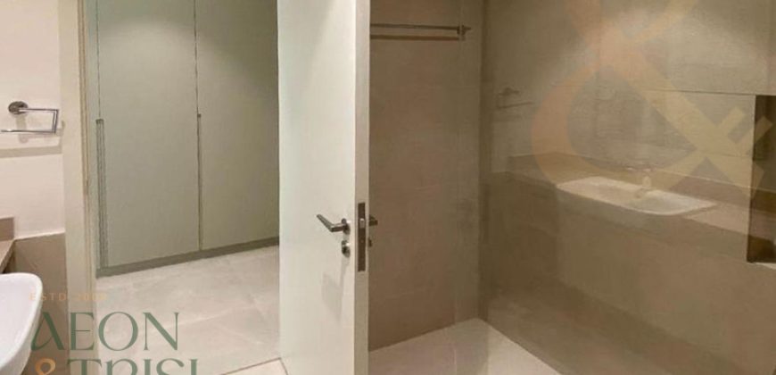 Prime Location | Close to Pool | Private Garden