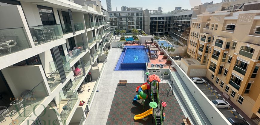 Furnished Pool View + Smart Homes + Chiller free