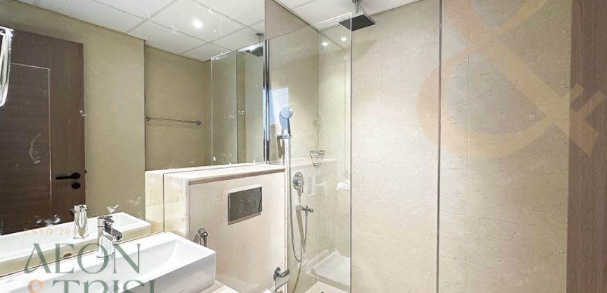 Pool View | Chiller Free | White Goods Included