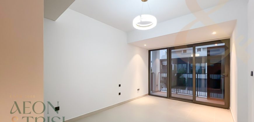 Fully Upgraded | Landscaped | Next To Amenities